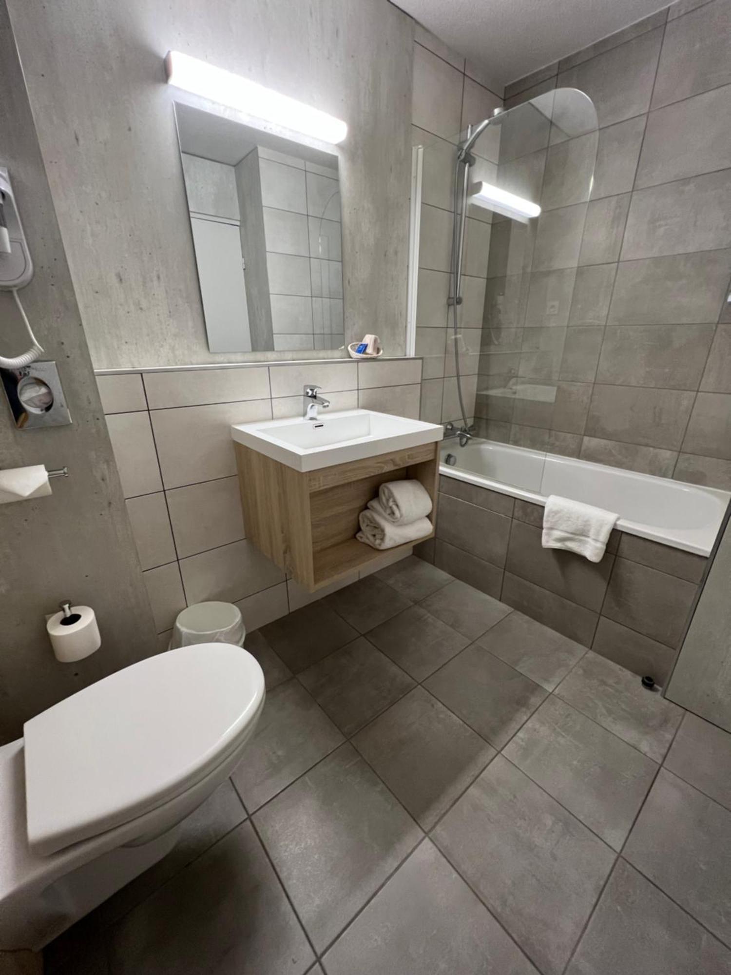 Brit Hotel ランディヴィジオ エクステリア 写真
