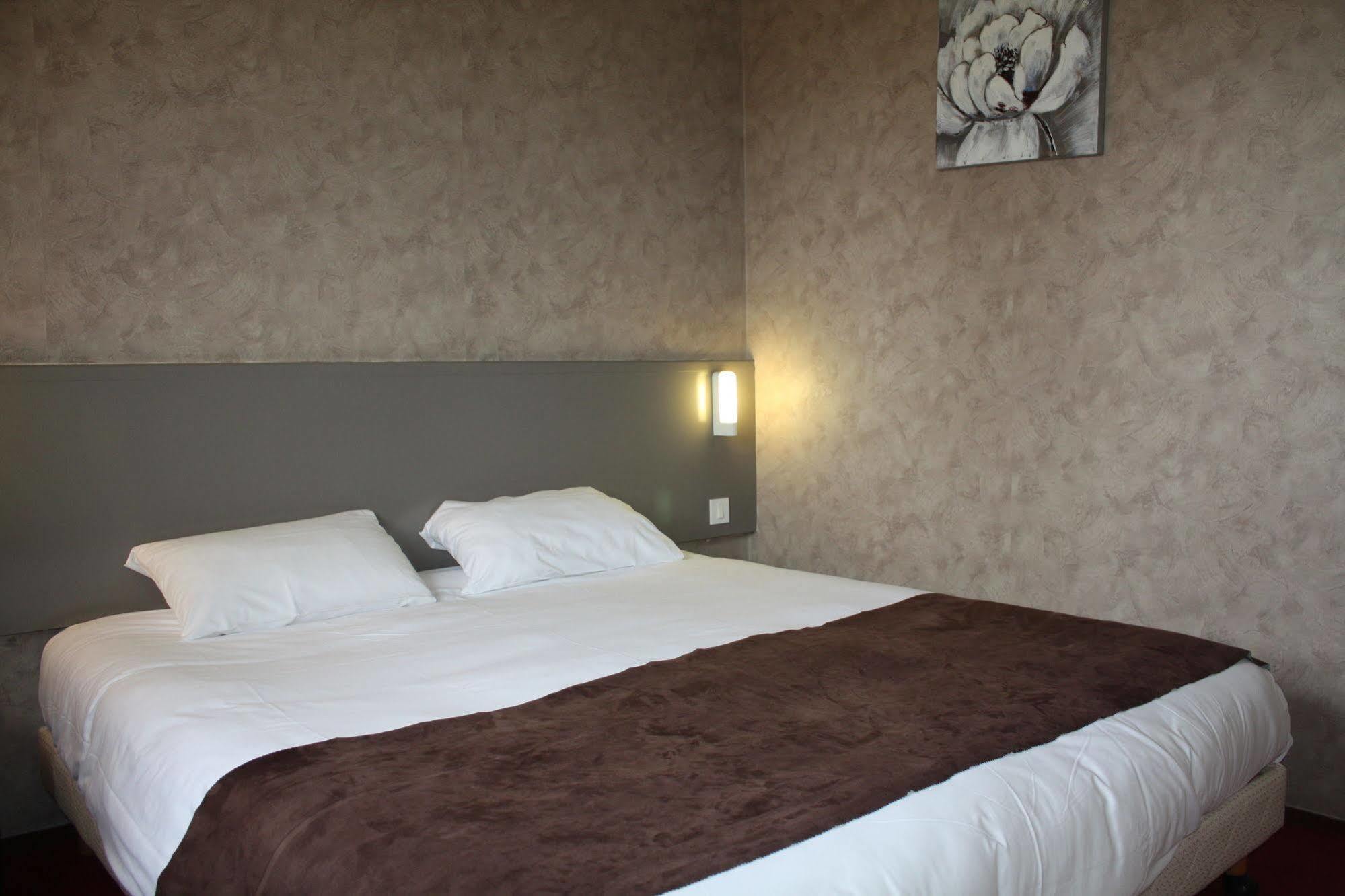 Brit Hotel ランディヴィジオ エクステリア 写真