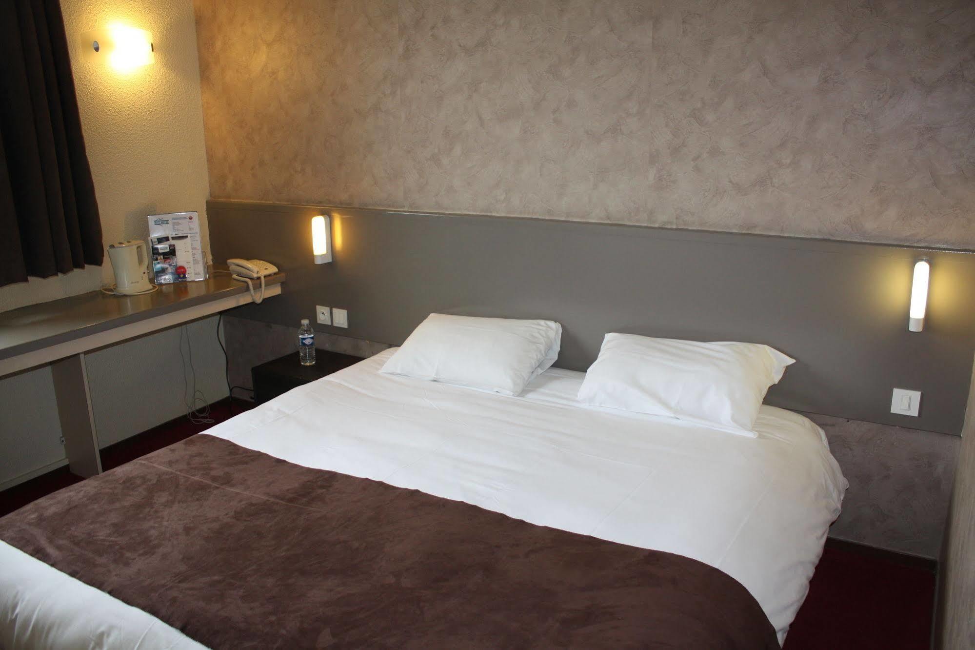 Brit Hotel ランディヴィジオ エクステリア 写真