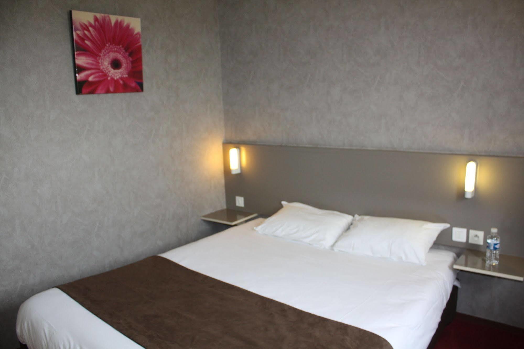 Brit Hotel ランディヴィジオ エクステリア 写真